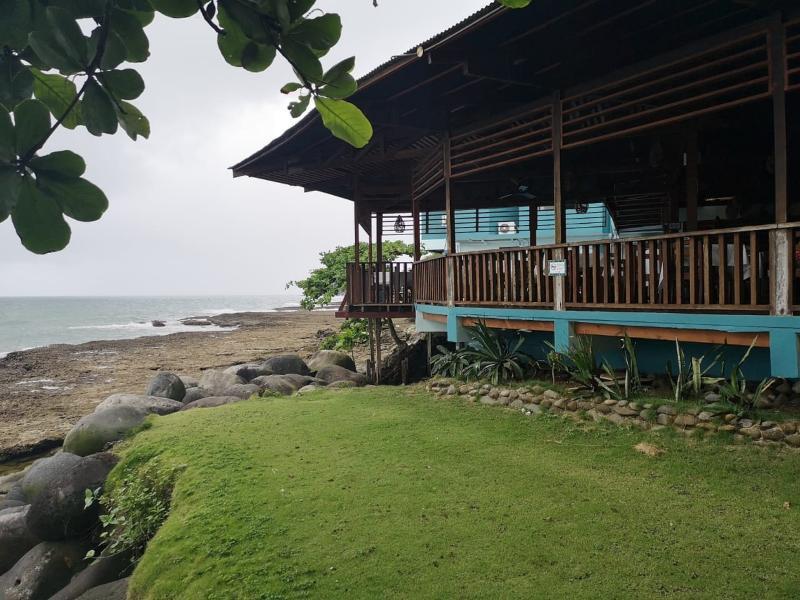 Hotel Playa Bonita Puerto Limon Exterior photo